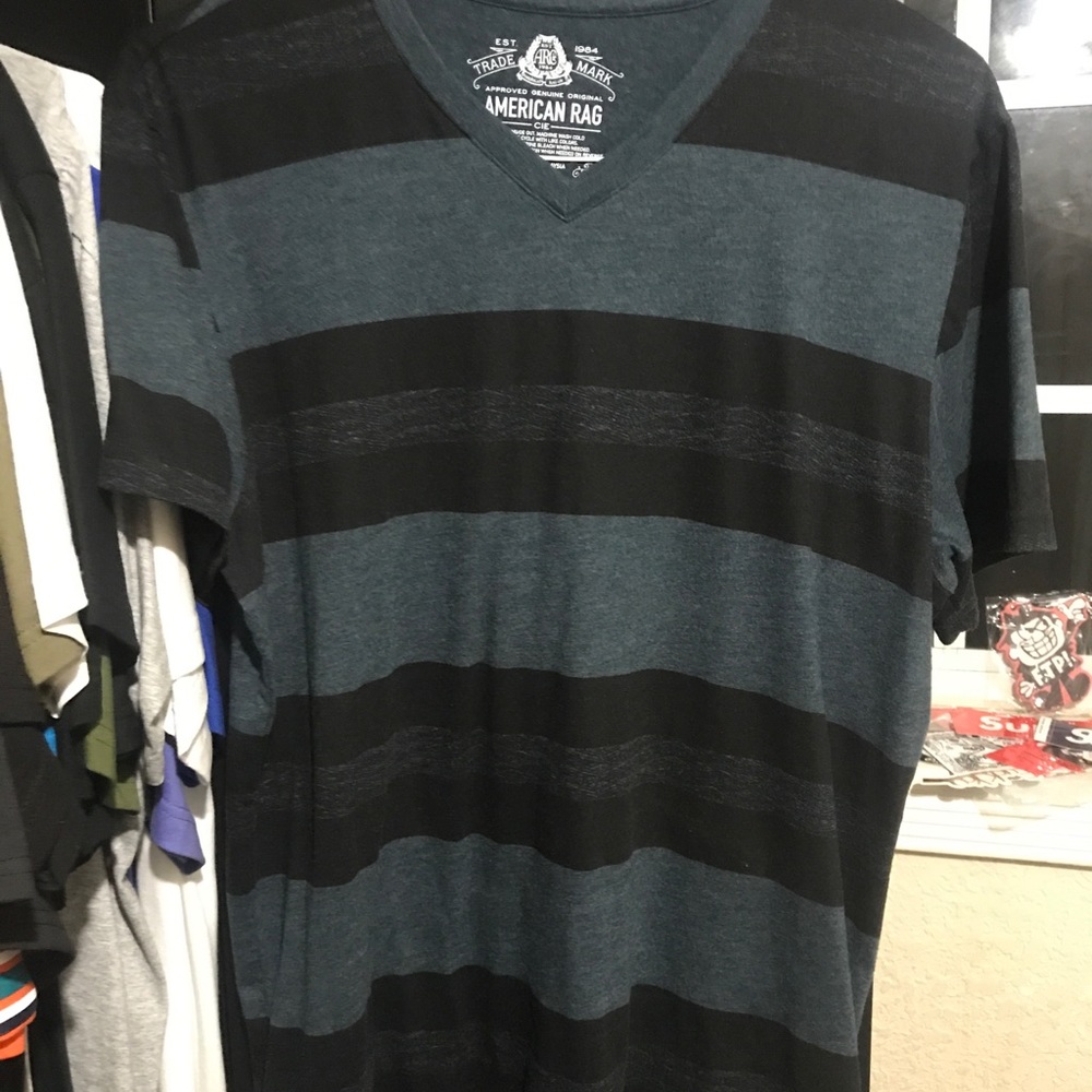 Striped Tee - Picture 2 of 3